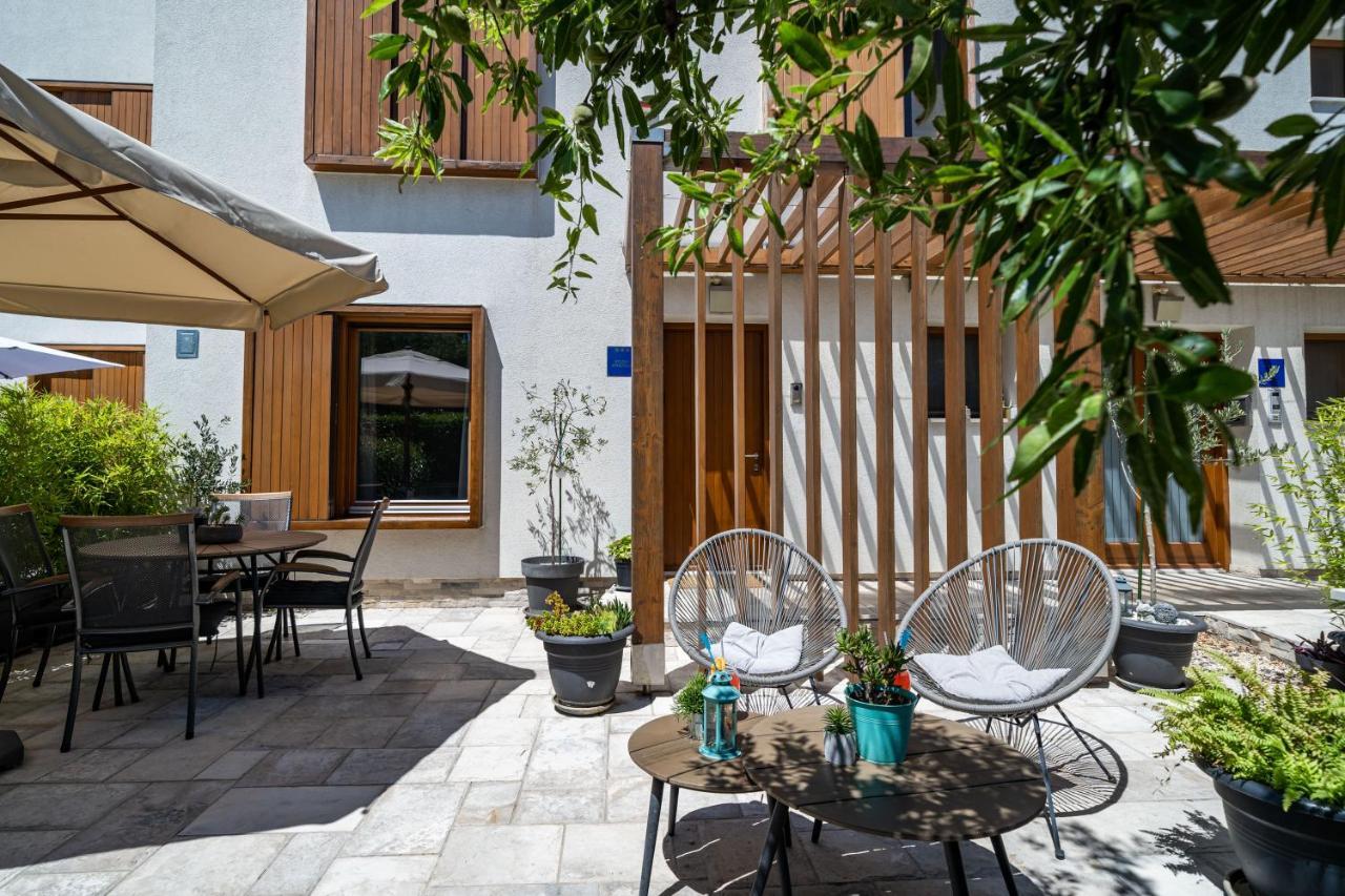 Stay U-Nique Studio Apartment In Orasac Bagian luar foto
