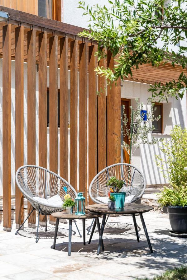 Stay U-Nique Studio Apartment In Orasac Bagian luar foto